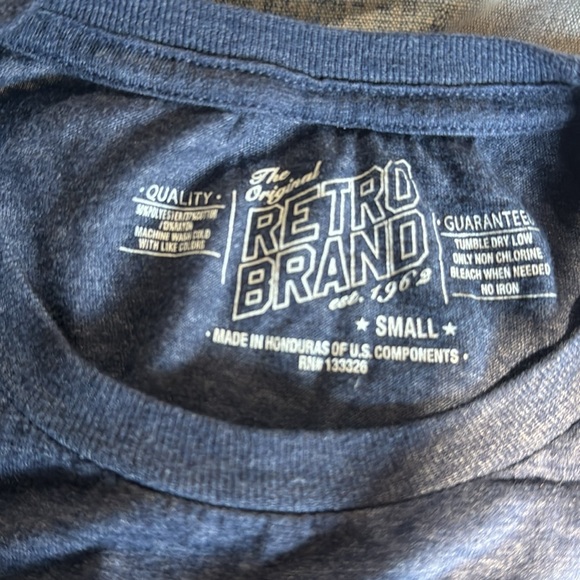 Boston University women’s t-shirt - Picture 2 of 3